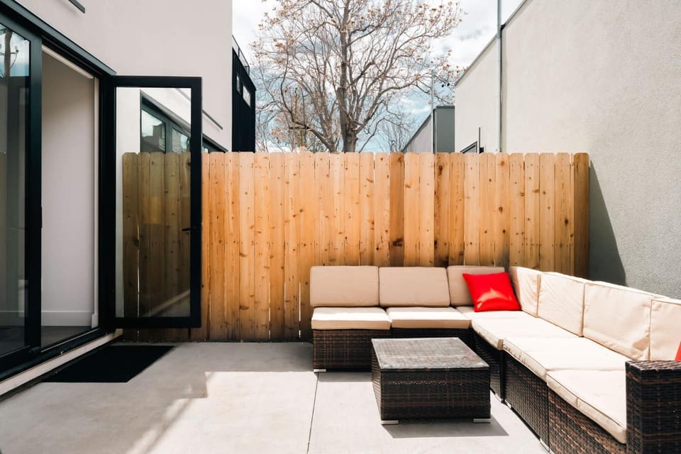 New Modern Luxe Stay - Roof Deck - Center of RiNo House in Denver