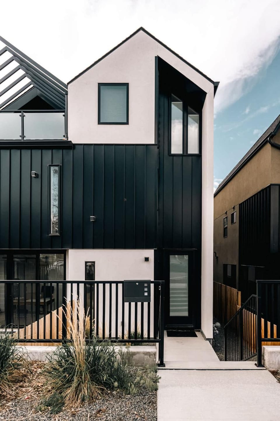 New Modern Luxe Stay - Roof Deck - Center of RiNo House in Denver