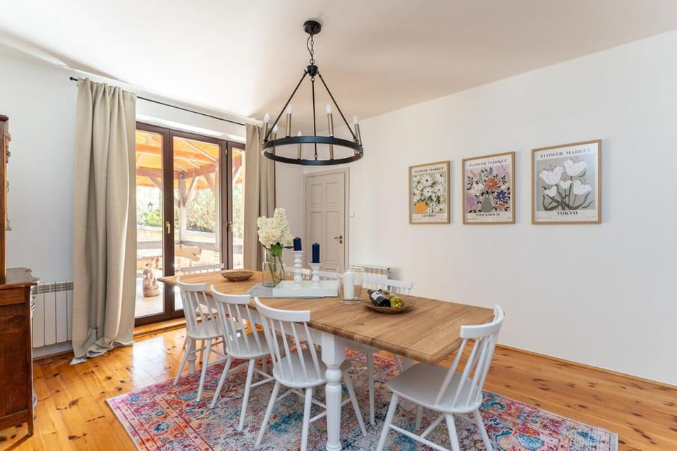 Willa Hamptons Villa in Masovian Voivodeship