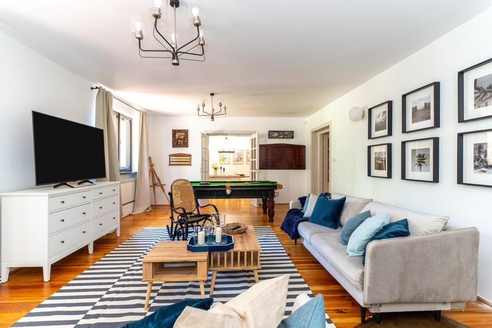 Willa Hamptons Villa in Masovian Voivodeship