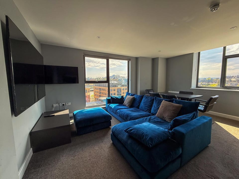 TV and multimedia, Dining area