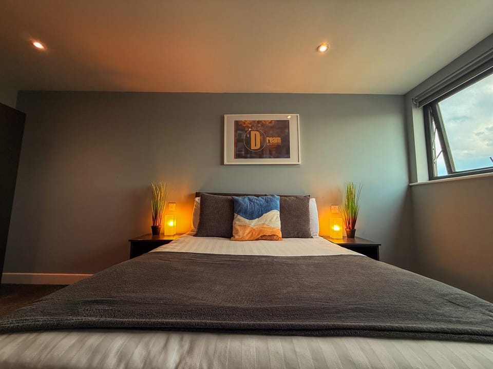 Bed, Bedroom