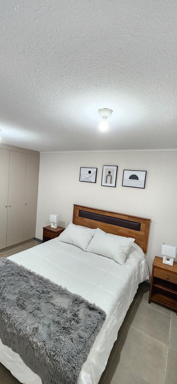 Dormitorio matrimonial con baño privado - altos de san miguel Apartment in Talca