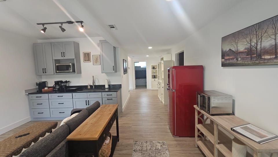 Kitchen or kitchenette, pet friendly
