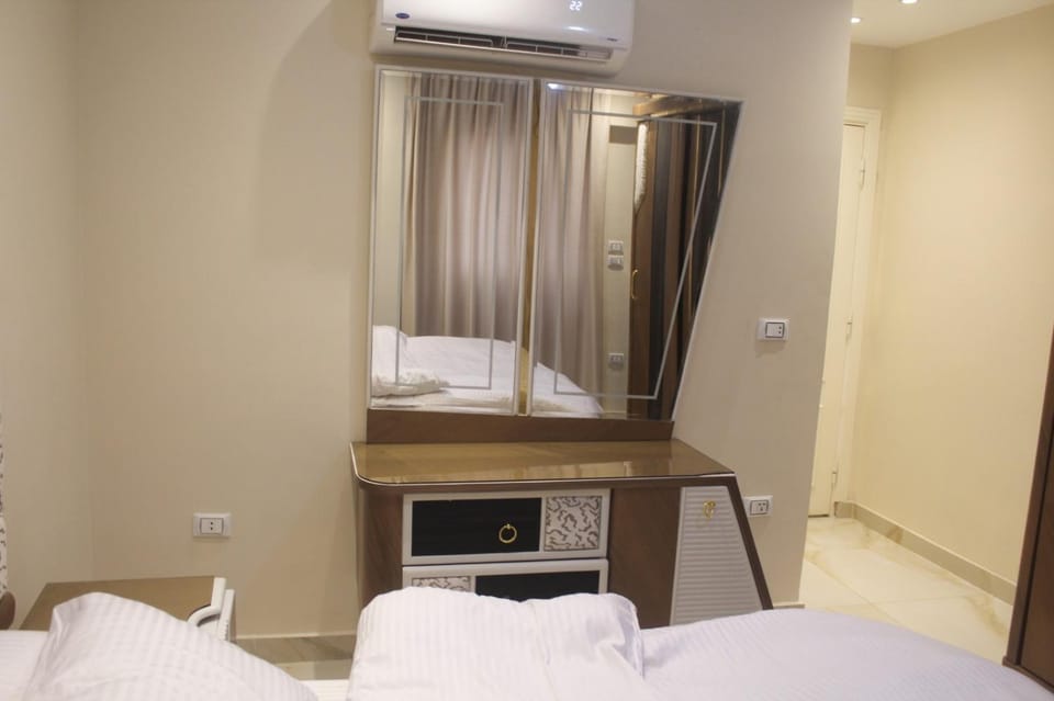 Photo of the whole room, air conditioner