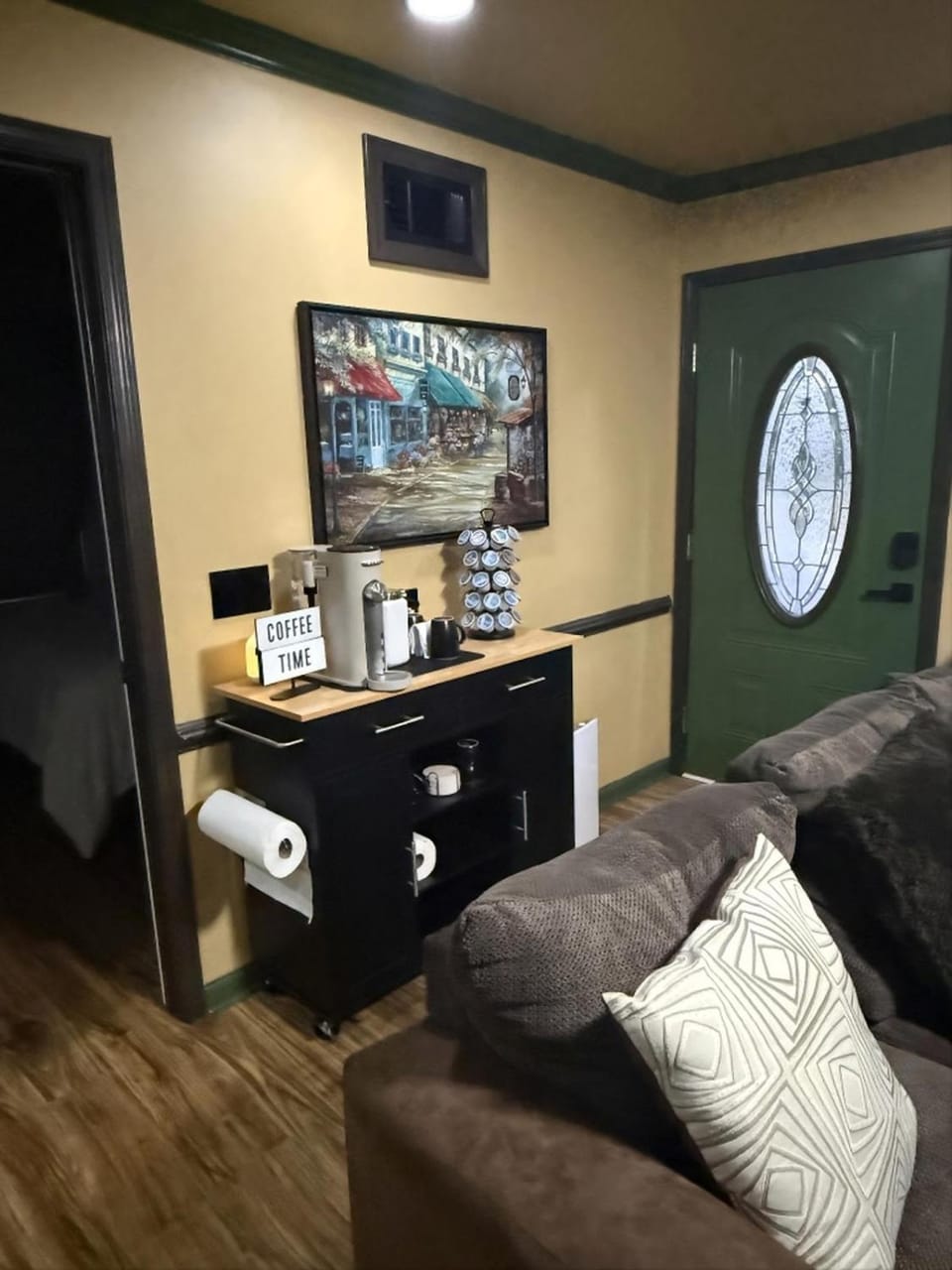 Coffee/tea facilities, Living room