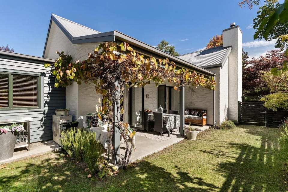 Acer Cottage - Beautiful Home - Heart of Arrowtown House in Arrowtown