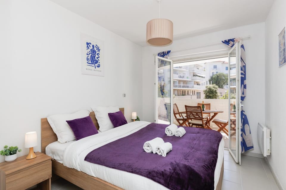 Cannes Maria YourHostHelper Apartment in Cannes