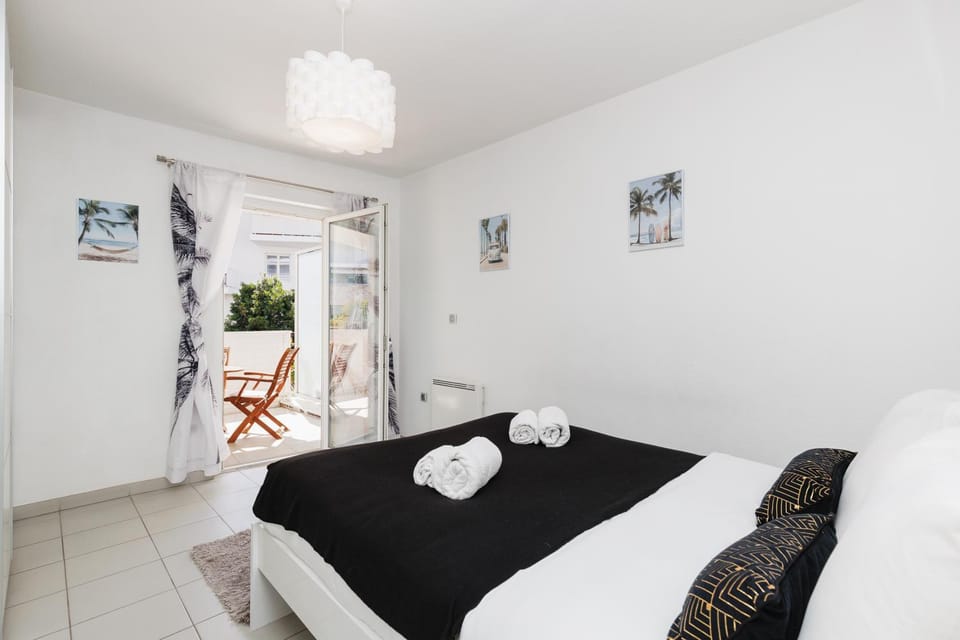 Cannes Maria YourHostHelper Apartment in Cannes
