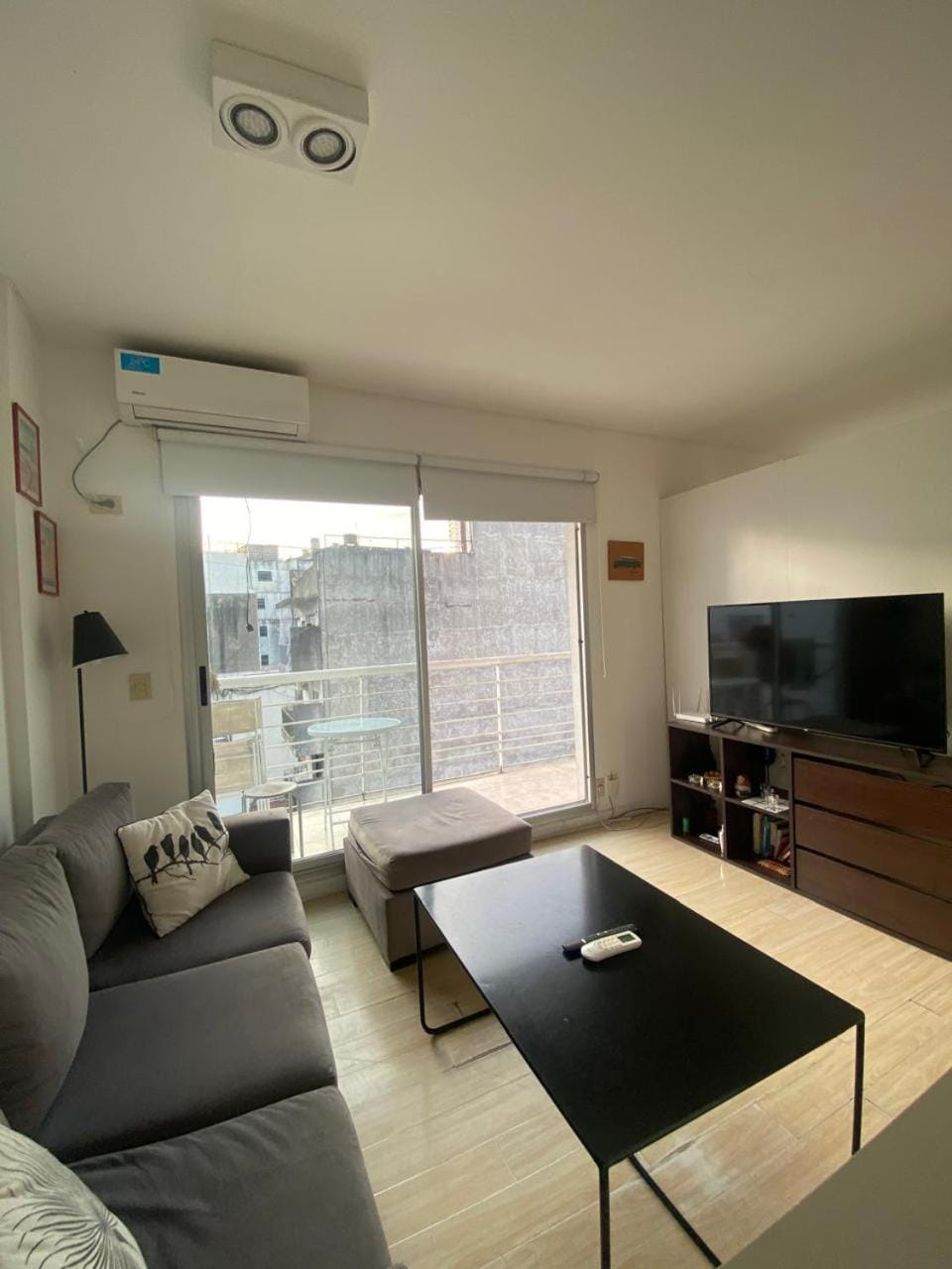 Communal lounge/ TV room, TV and multimedia, Living room, Seating area