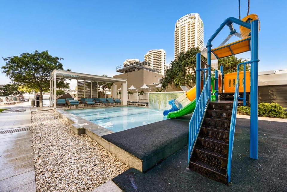 Balcony/Terrace, Swimming pool