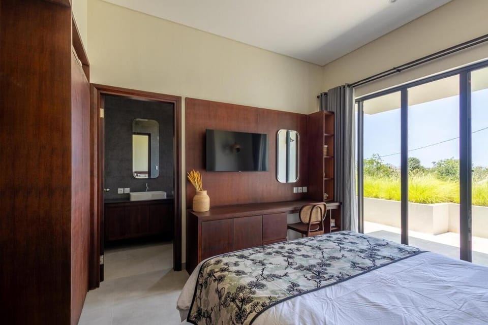 BAY VIEW 3 Bedrooms Giva Uluwatu Villa in Bali