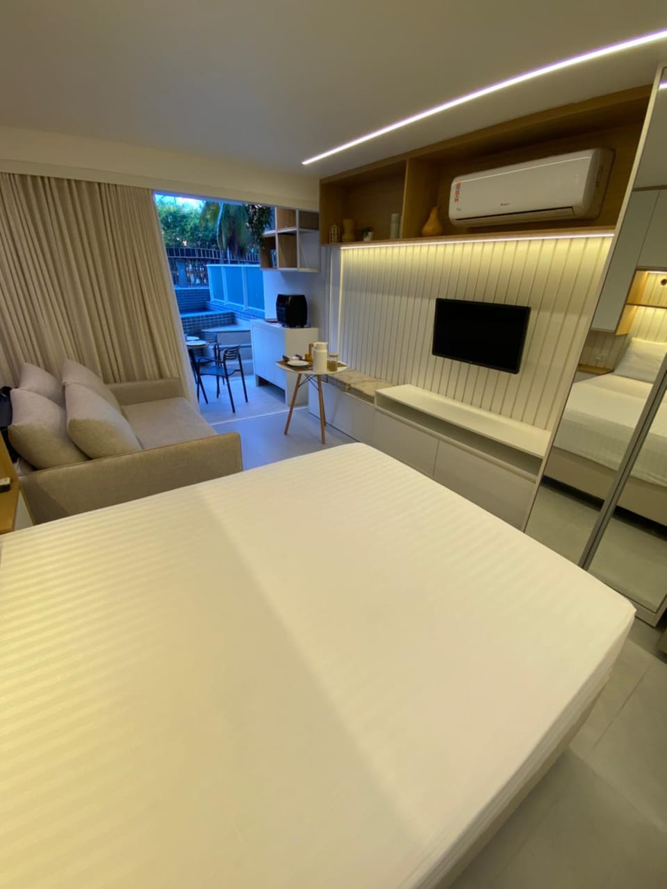Photo of the whole room
