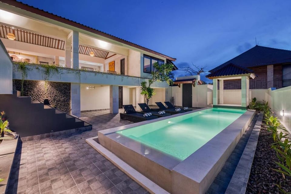 Bukit Senja Ungasan 3BR With Pool & Sunset Views Villa in Bali