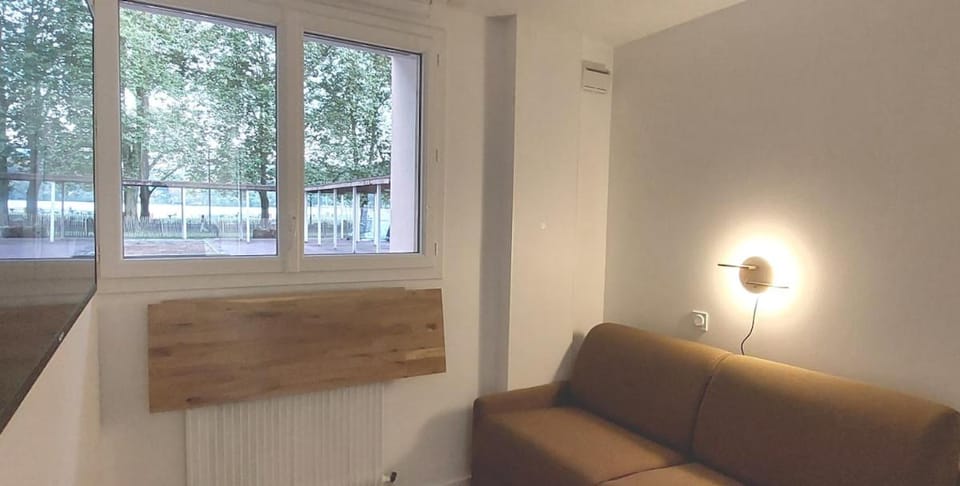 Cabana & Le Nid du Lac - Lakefront Apartment in Annecy