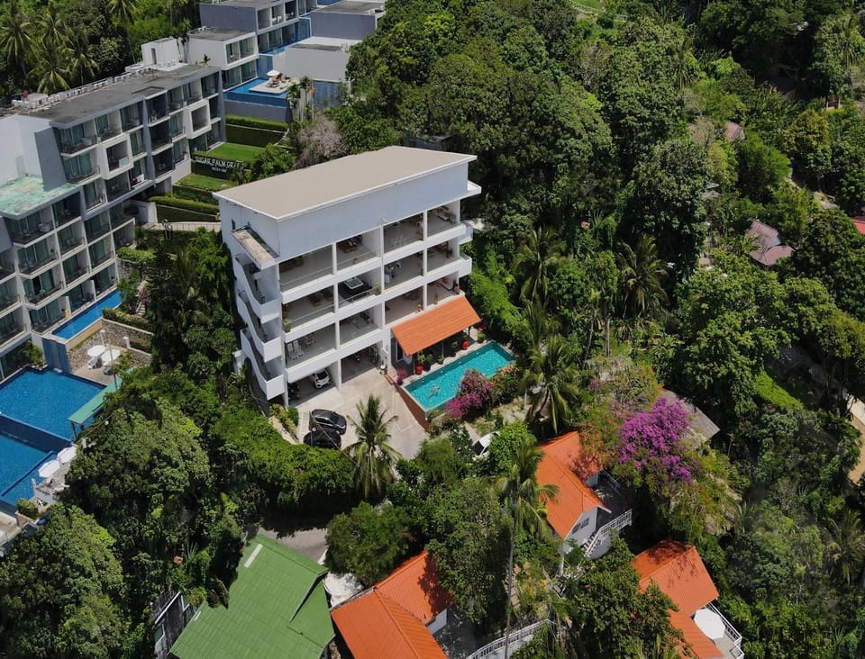 Property building, Day, Bird's eye view, Swimming pool, Swimming pool