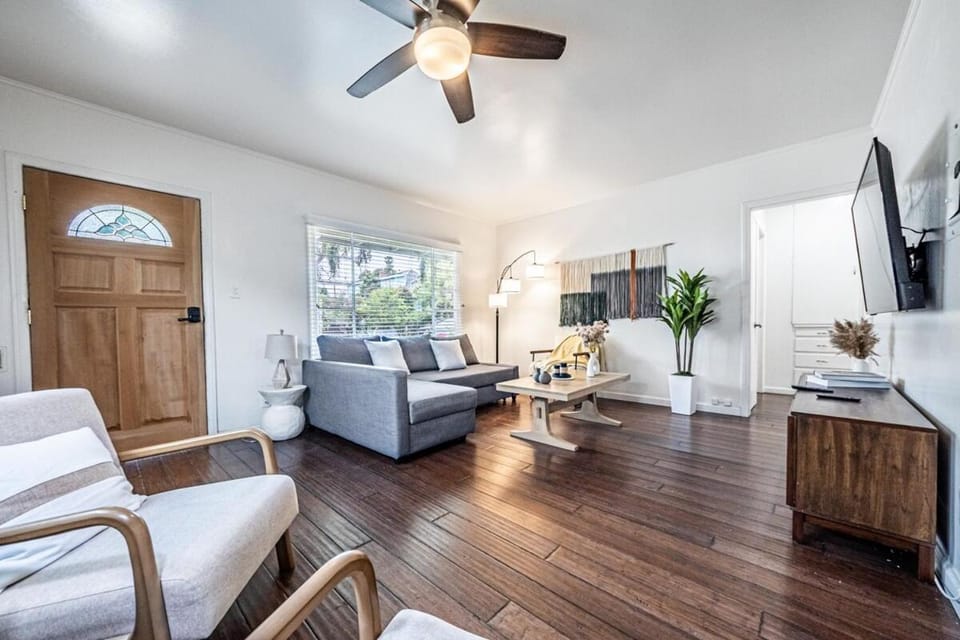 3BR Santa Monica Home, Ideal for Groups! Apartment in Santa Monica