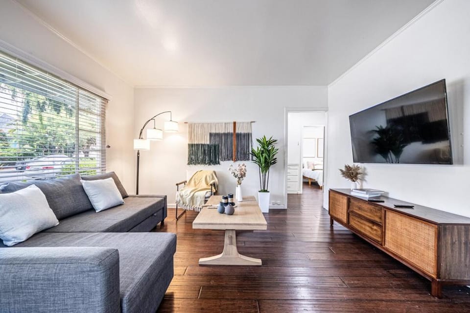 3BR Santa Monica Home, Ideal for Groups! Apartment in Santa Monica