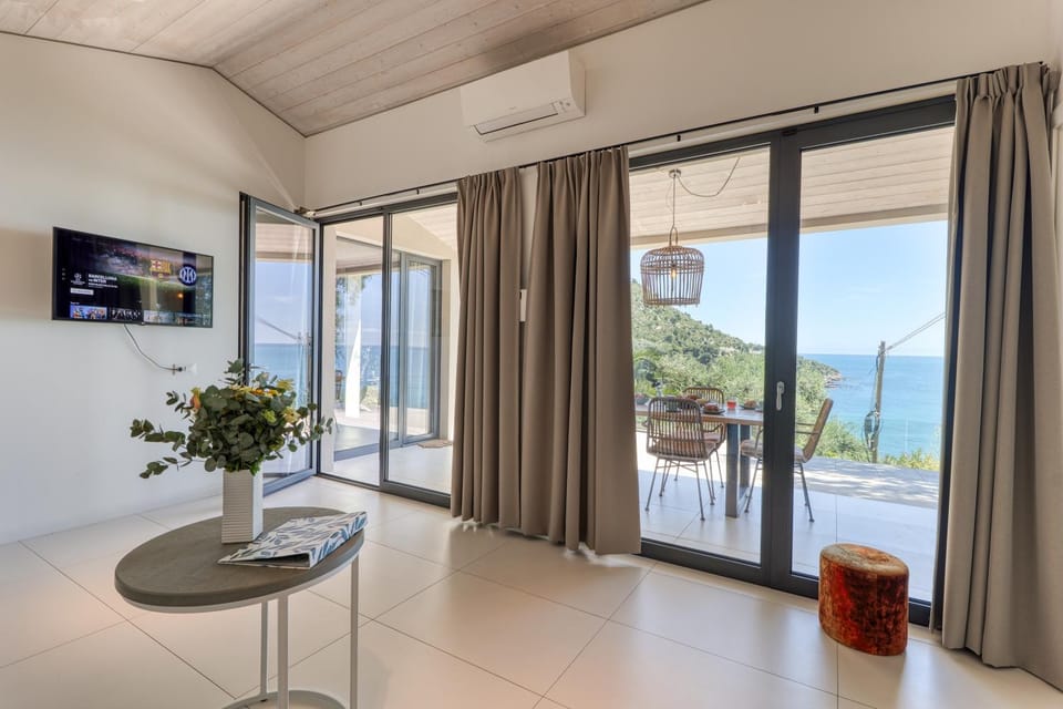 Balcony/Terrace, Living room, Sea view