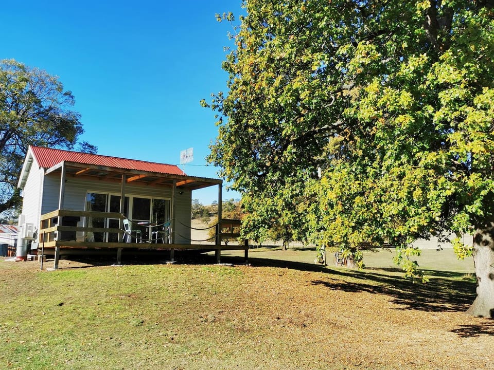 Rostrevor Pickers Cottage Farm Stay in Triabunna