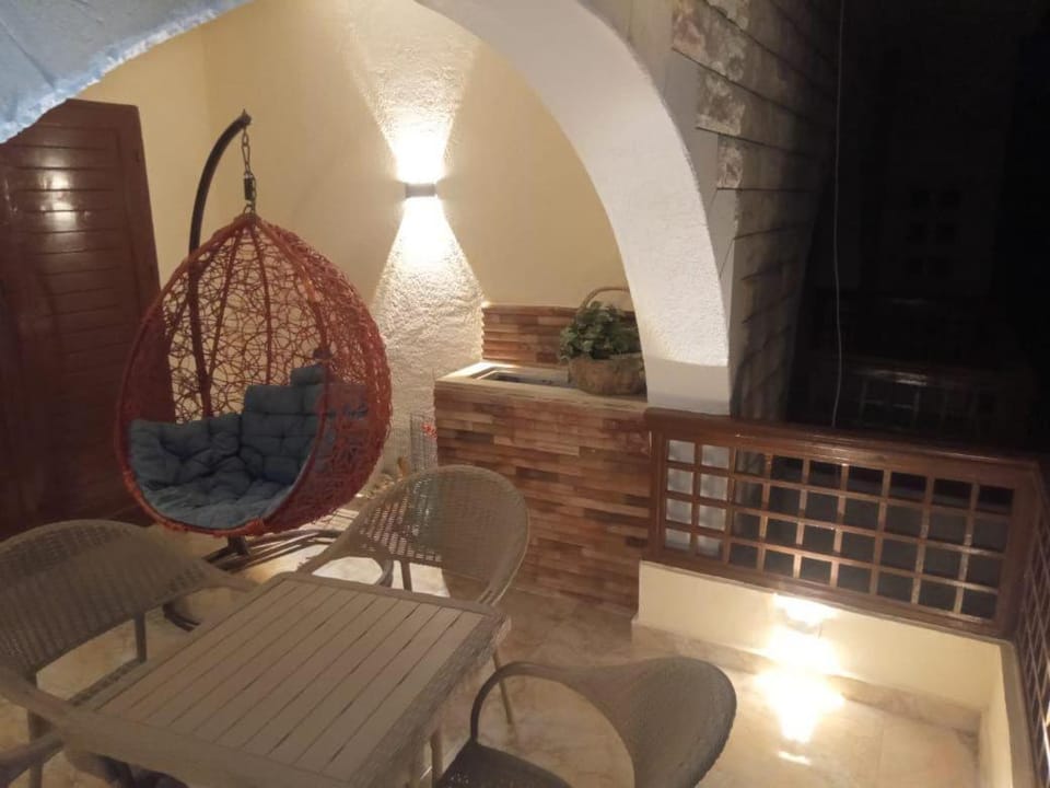 BBQ facilities, Balcony/Terrace