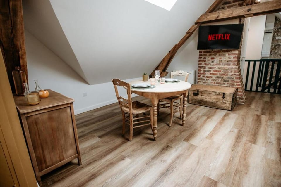 Les Anges 3 Apartment in Cambrai