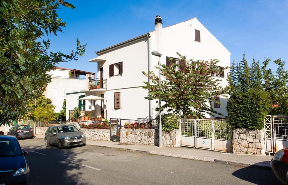 Facade/entrance, Street view