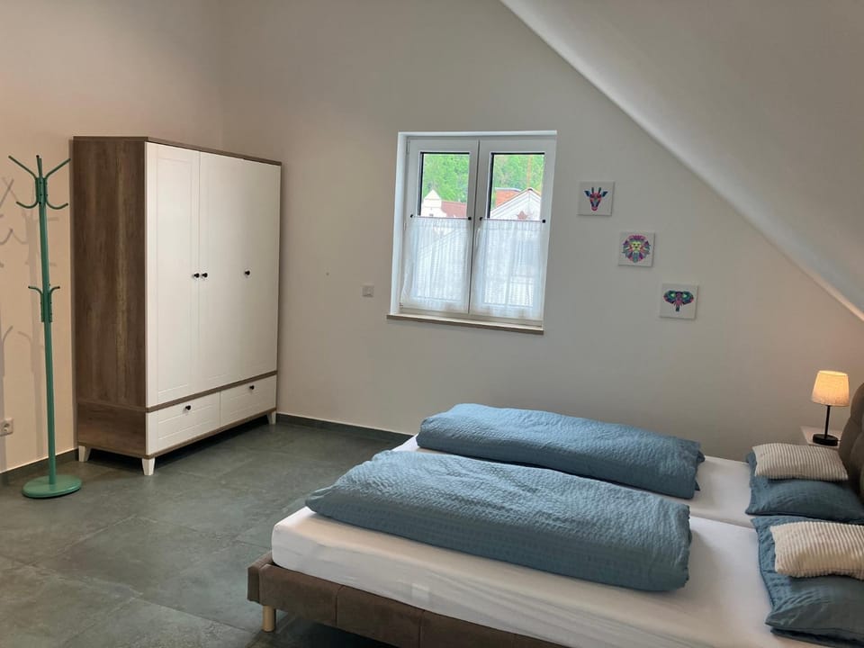 Bed, Photo of the whole room, Bedroom, wardrobe