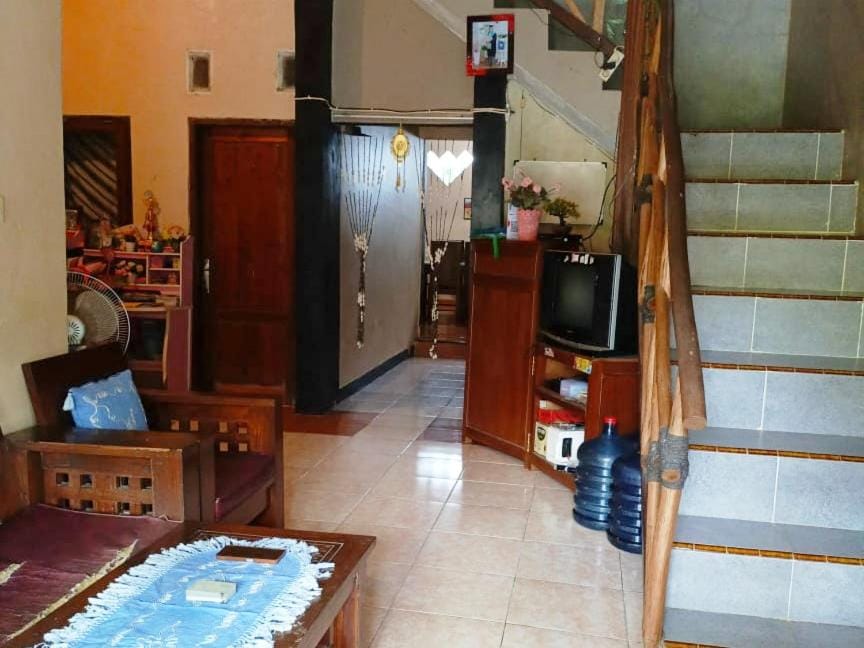 Lishafa Homestay Hotel in Indonesia