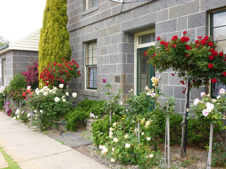 Property building, Facade/entrance