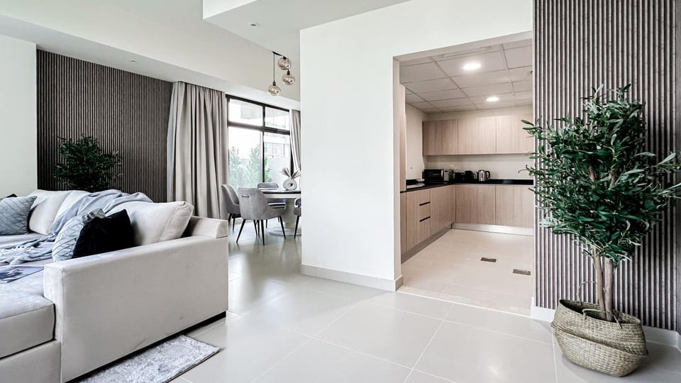 Trophy-Lux Villa w Big Garden & BBQ Grill Apartment in Dubai