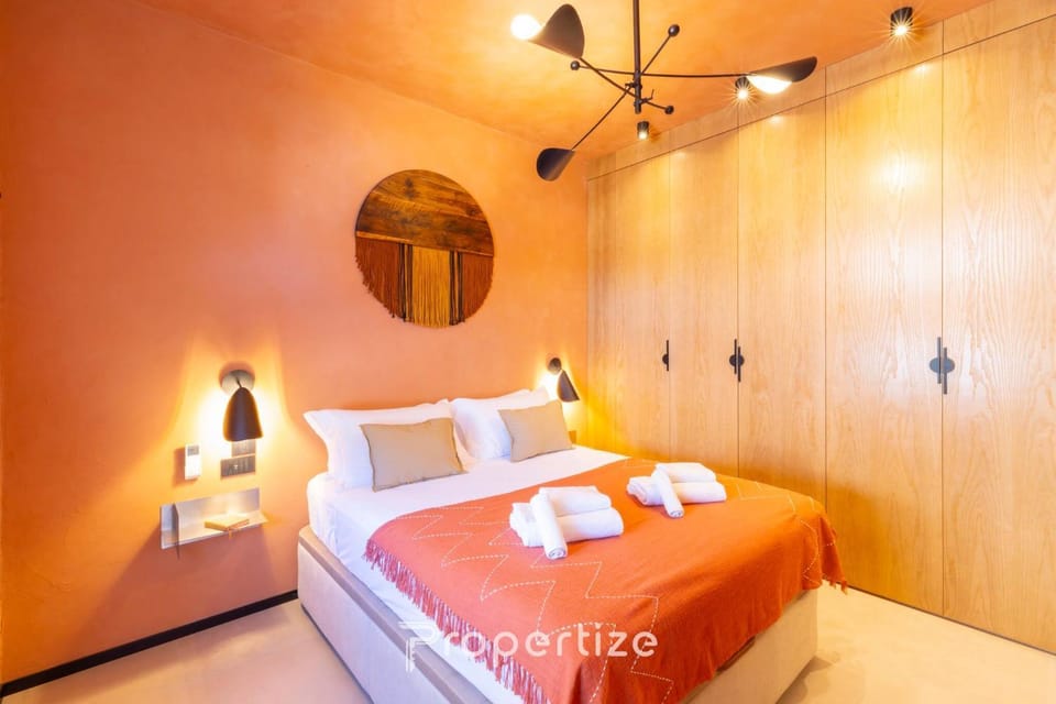 Bed, Bedroom