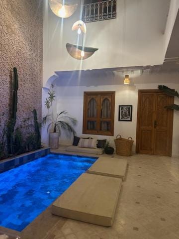 Swimming pool