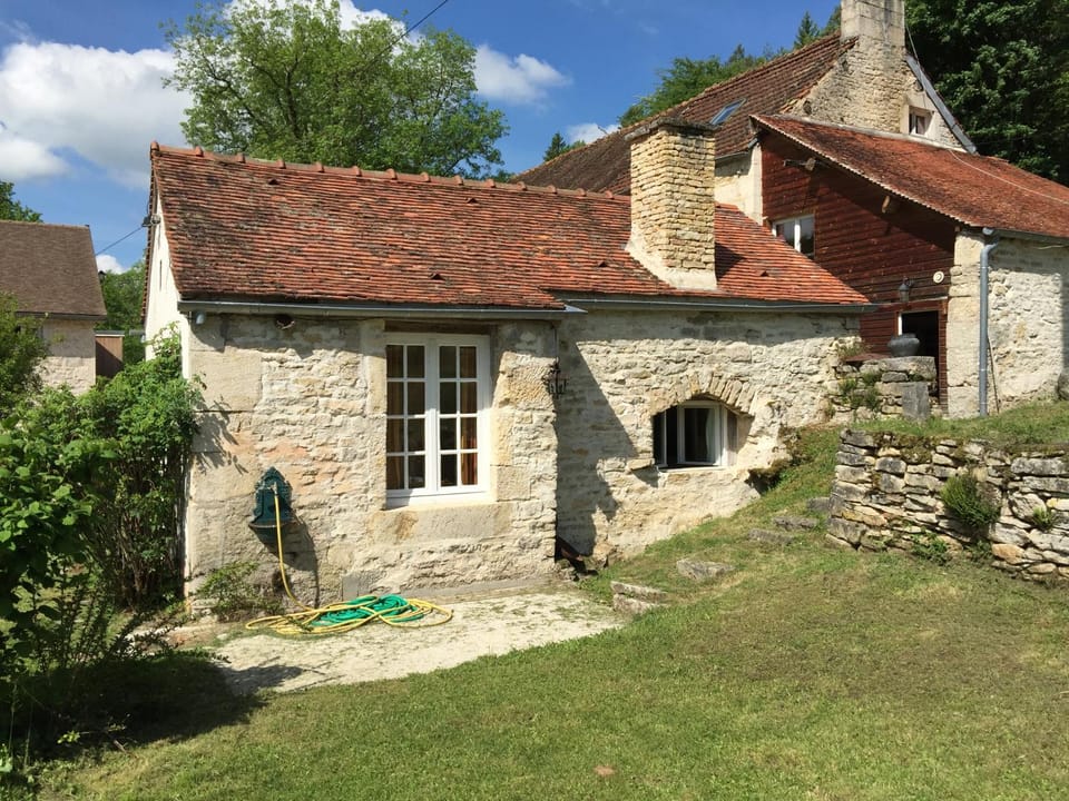 Le moulin de Saint Germain Bed and Breakfast in Bourgogne-Franche-Comté