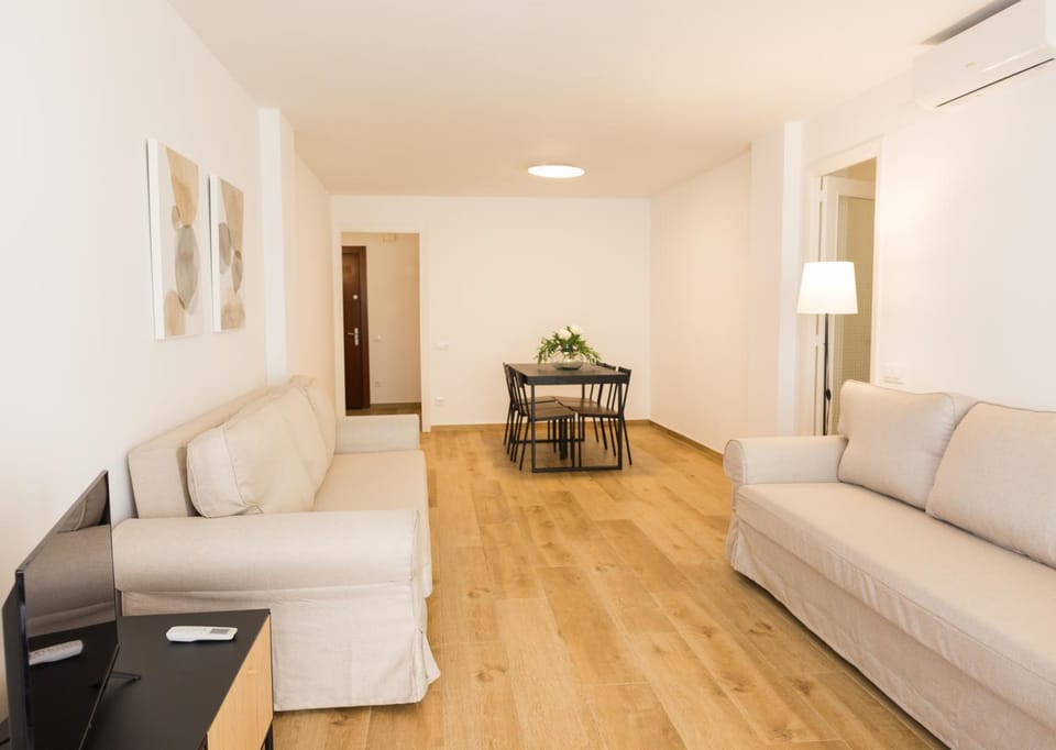Apartamento con Piscina a 100 M de la playa Apartment in Salou