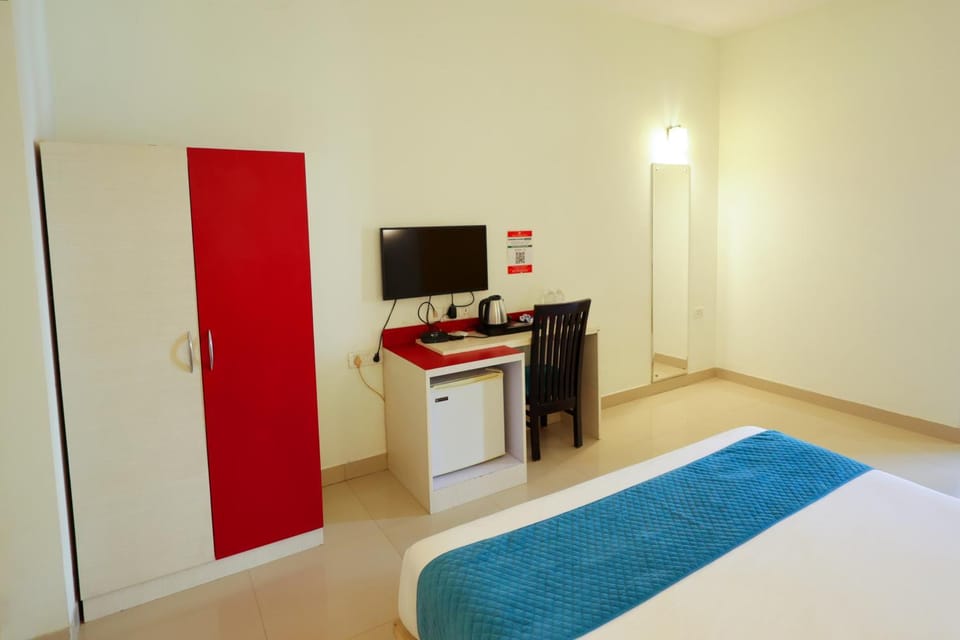 TV and multimedia, wardrobe