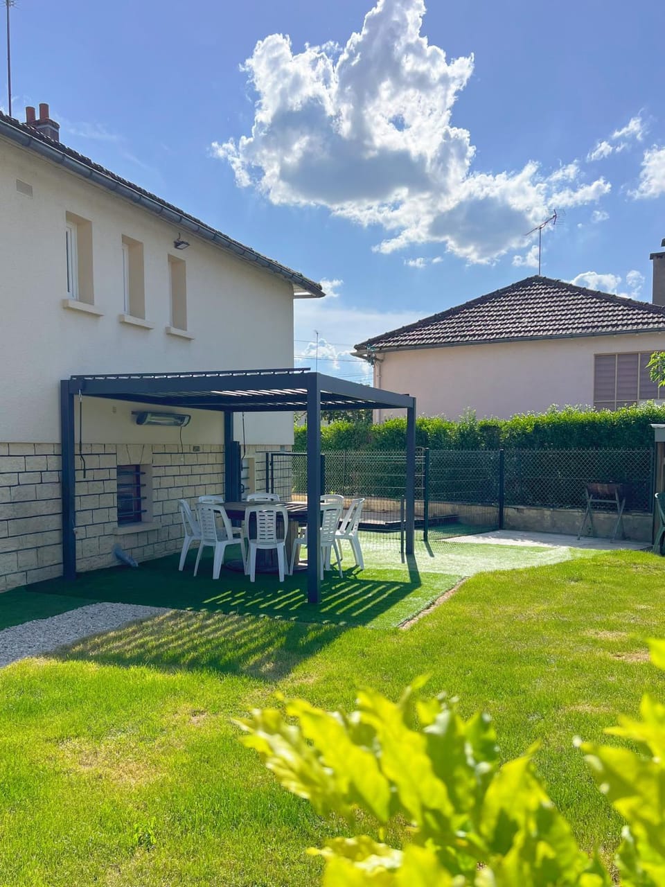 Garden, Garden, Balcony/Terrace