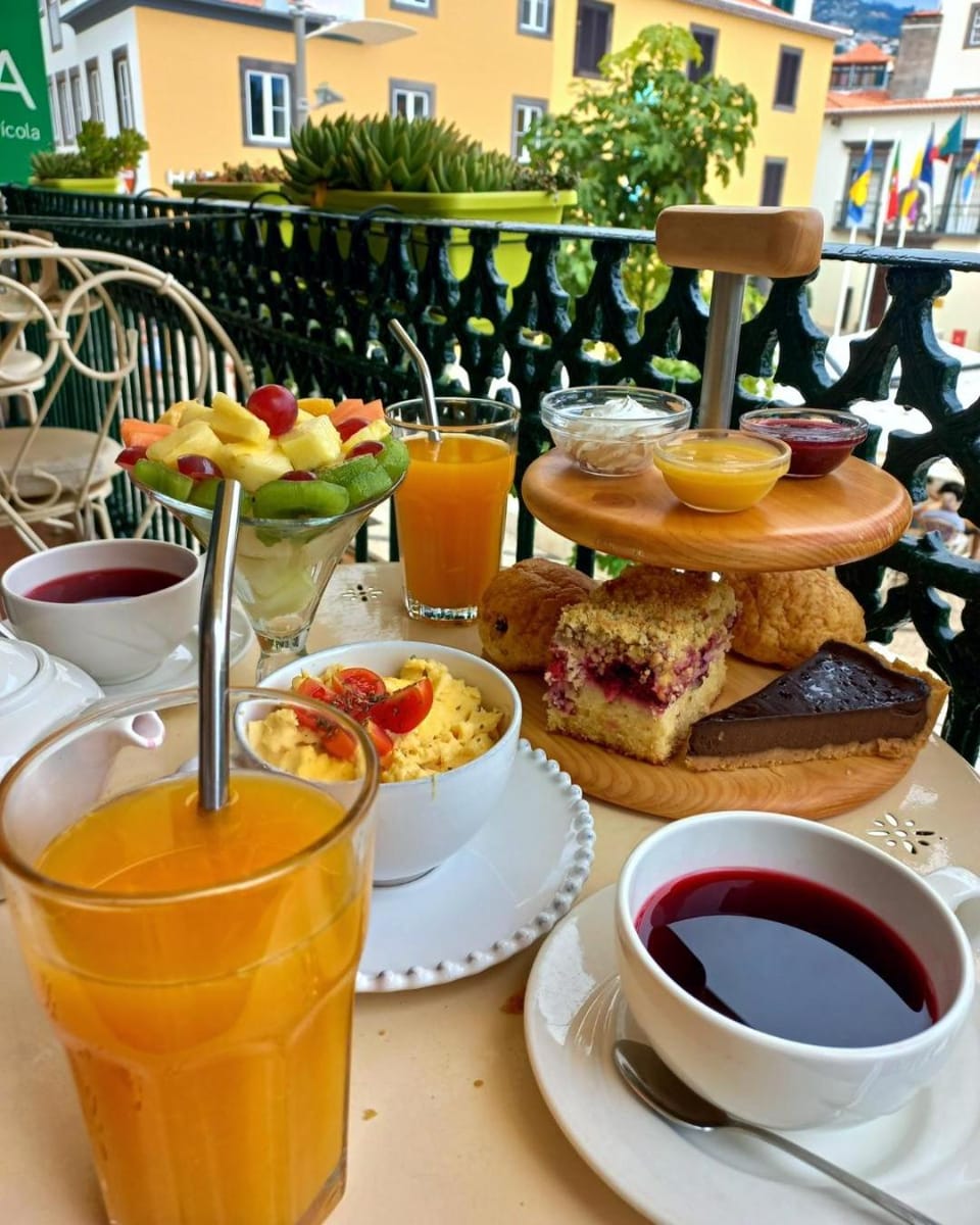 Breakfast, Continental breakfast