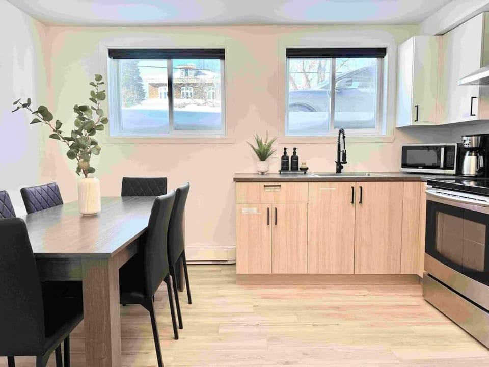 Le Cozy - with EV Chrger Level 2 Apartment in Quebec City