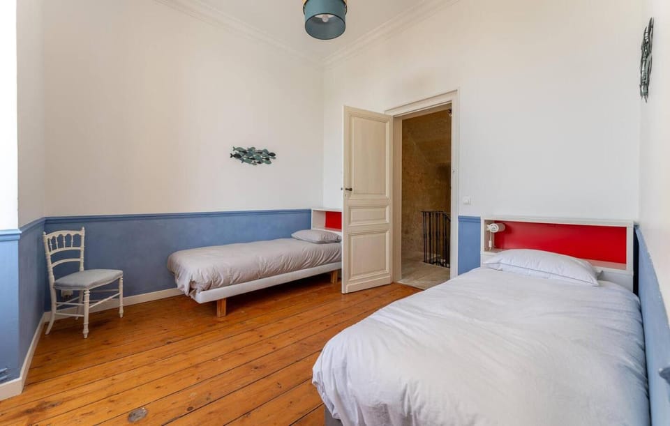 Bed, Bedroom, internet