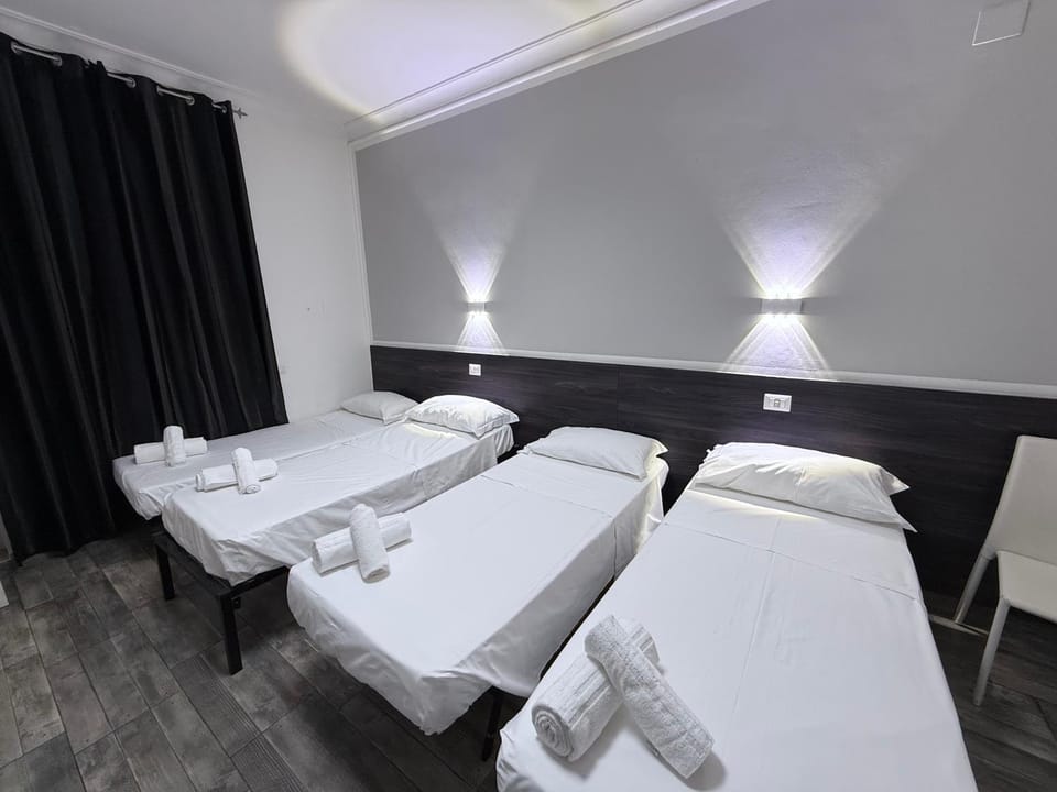 Tiburtina Hotel Holiday Bed and Breakfast in Rome