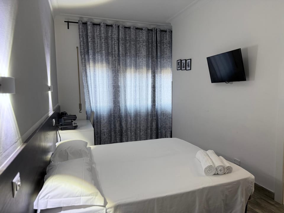 Tiburtina Hotel Holiday Bed and Breakfast in Rome