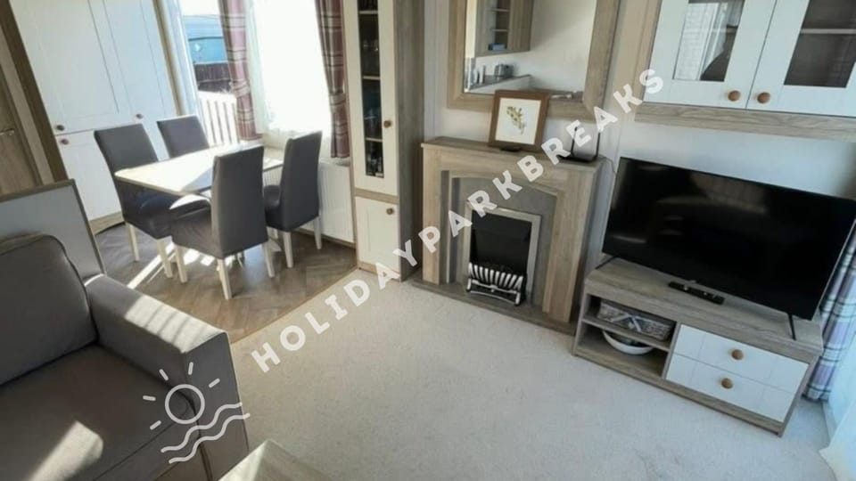 Sunny Nook - Well Presented 3 bedroom home, Seal Bay House in Selsey