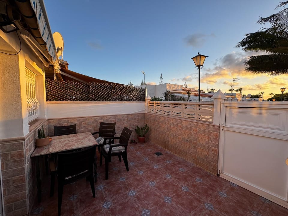 Property building, View (from property/room), Balcony/Terrace, Balcony/Terrace