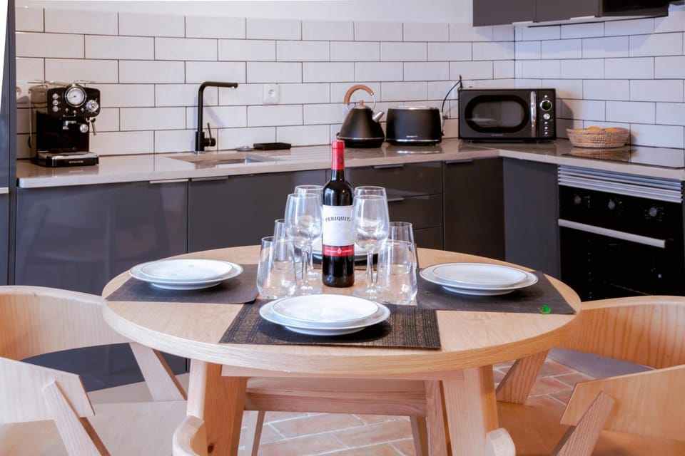Coffee/tea facilities, Kitchen or kitchenette