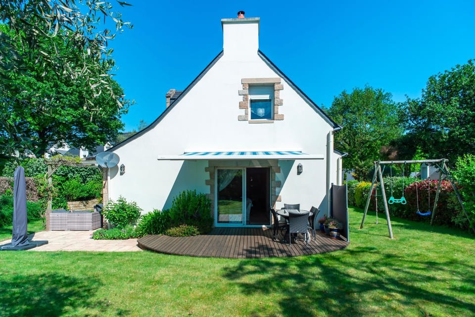 Property building, Garden