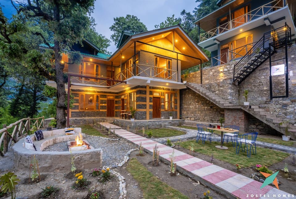 Property building, Garden view