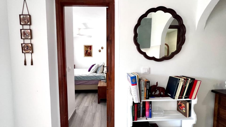 Property building, Bed