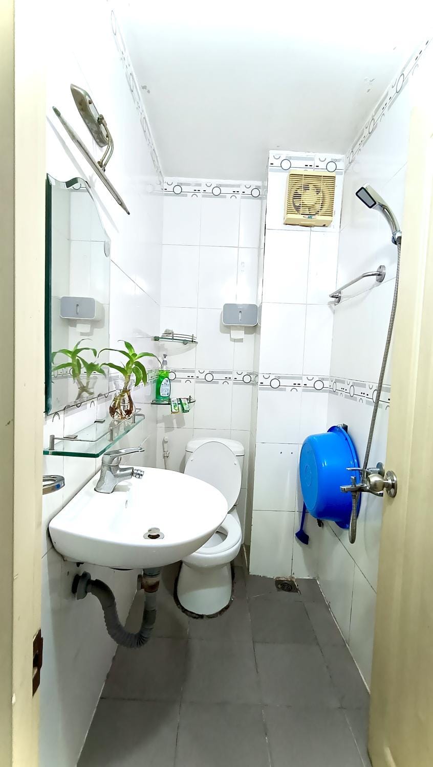 Bathroom, bidet