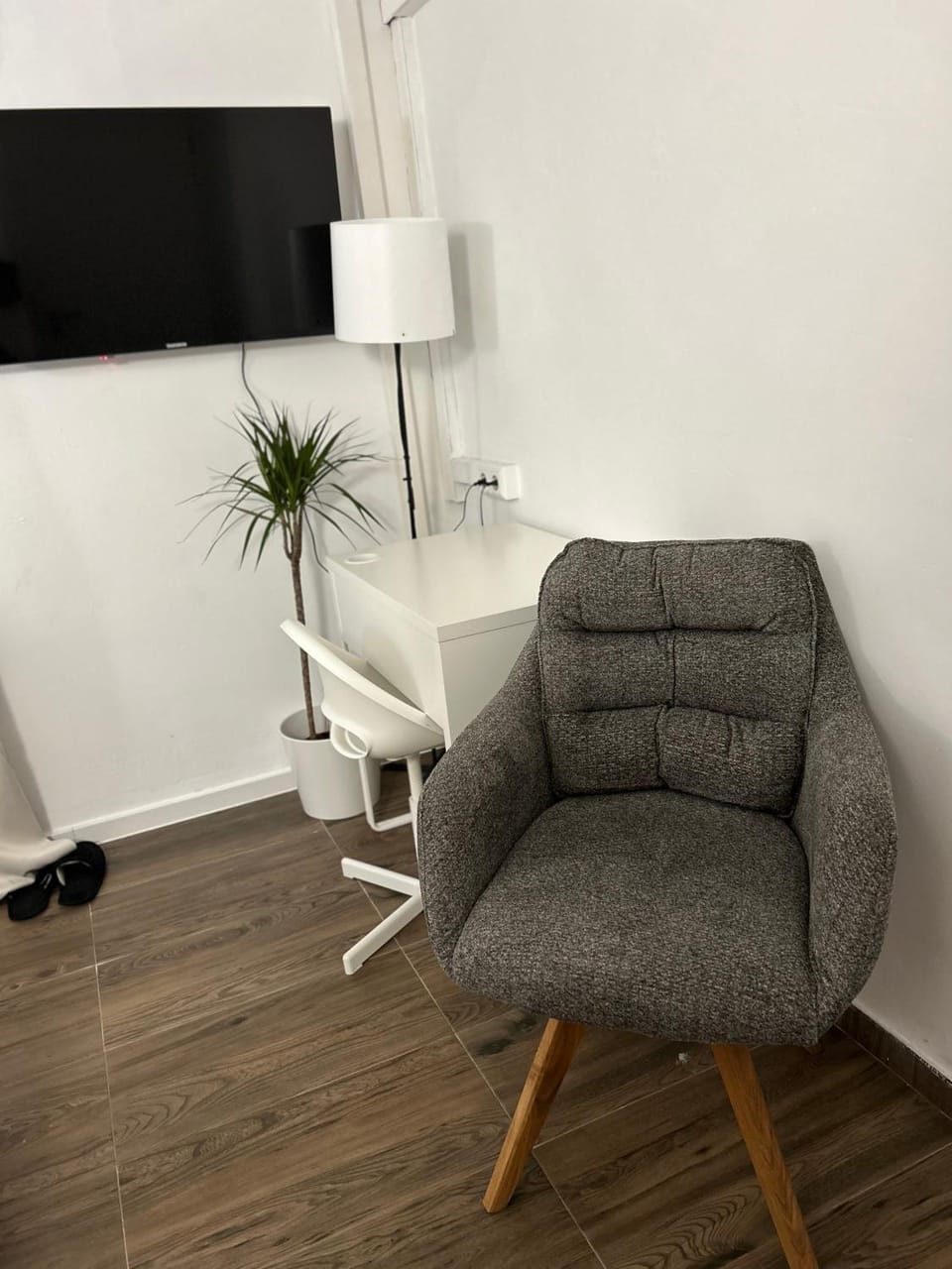 TV and multimedia, Seating area